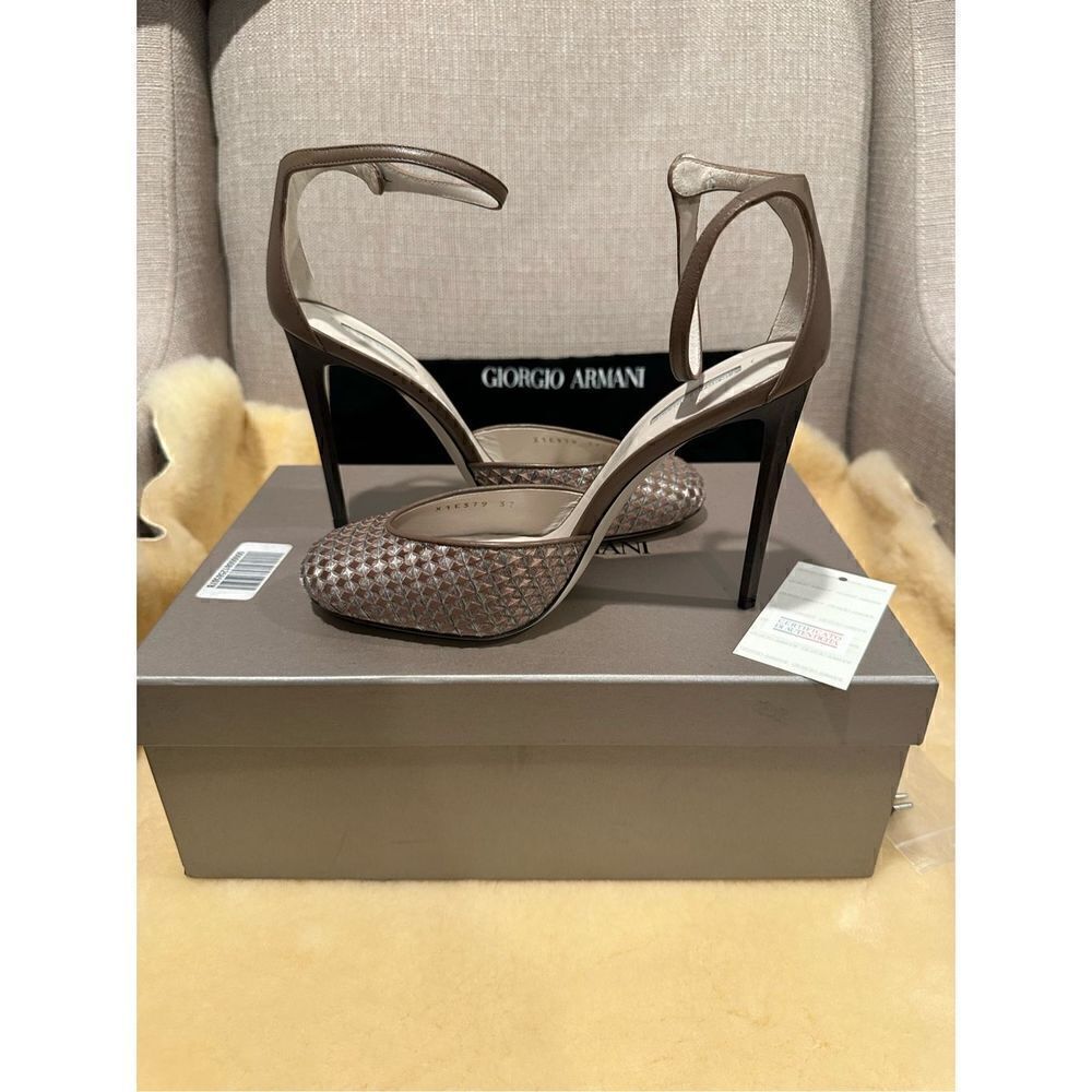 Giorgio Armani Women’s elegant pumps size EU 38 and size EU 39, NIB - Picture 3 of 13